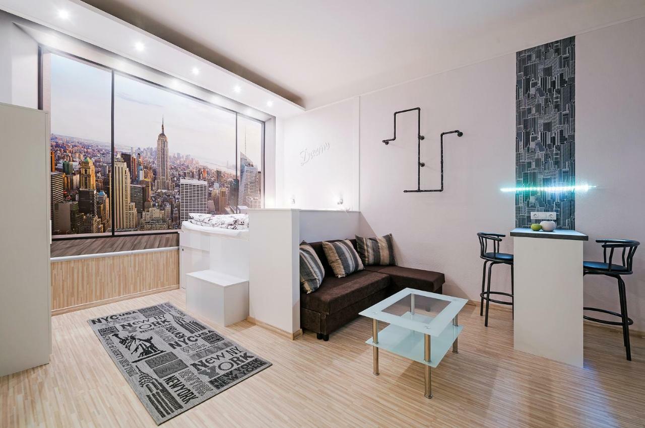 Apartman Free Parking, Quiet Design Flat In The Centre *